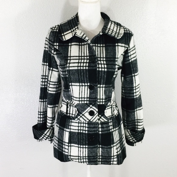 Iz Byer Other - Iz Byer Girl black white plaid jacket